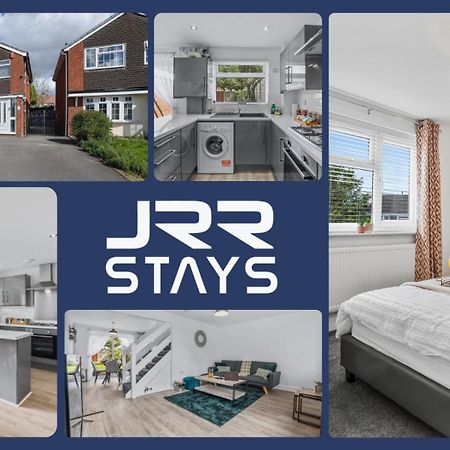 Wolverhampton - Amazing 3 Bedroom, Sleeps 6, Wi-Fi - Jrr Stays Екстериор снимка